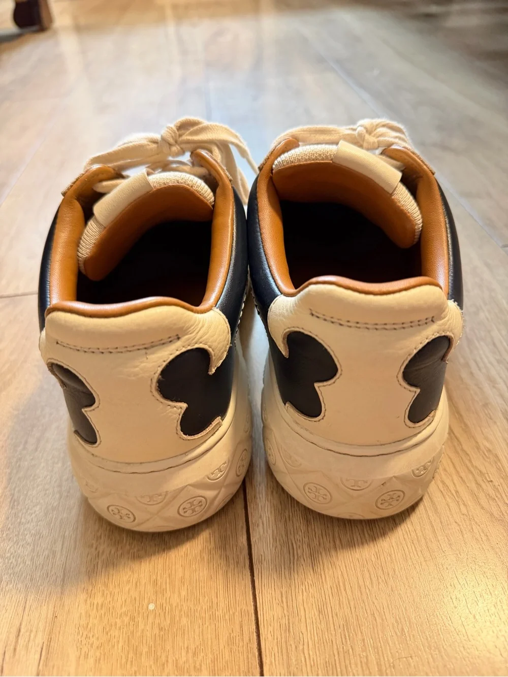 Tory Burch low top
